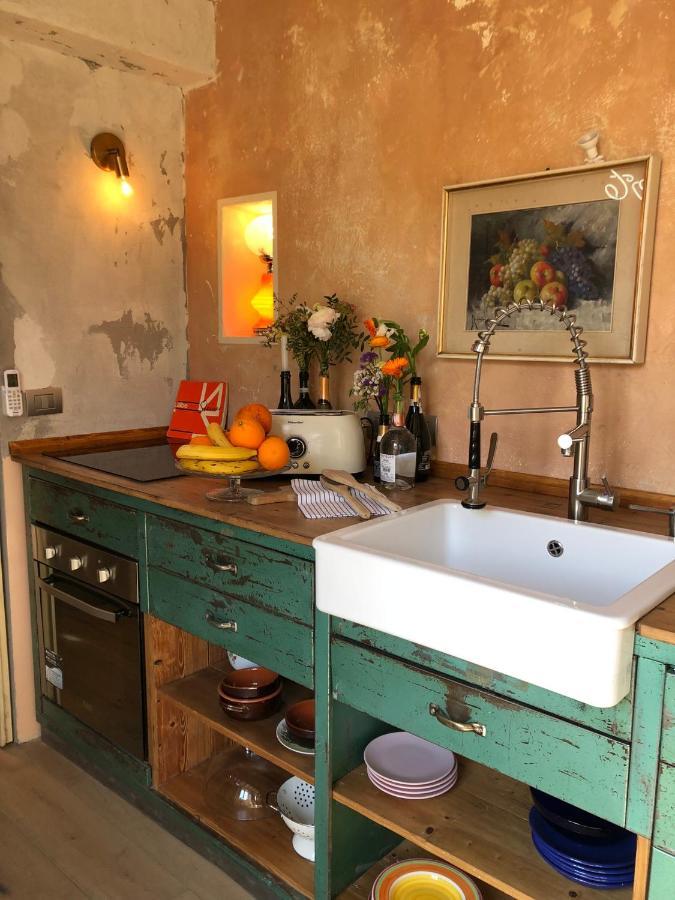 Charming And Design Attic Loft In Coolest Area Navigli Ticinese * Mailand