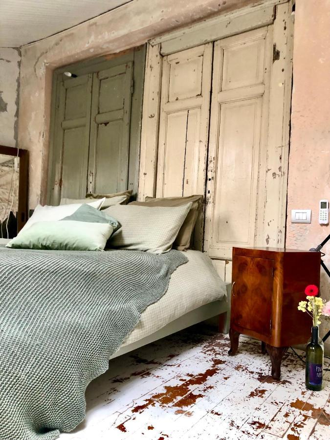 Charming And Design Attic Loft In Coolest Area Navigli Ticinese * Mailand
